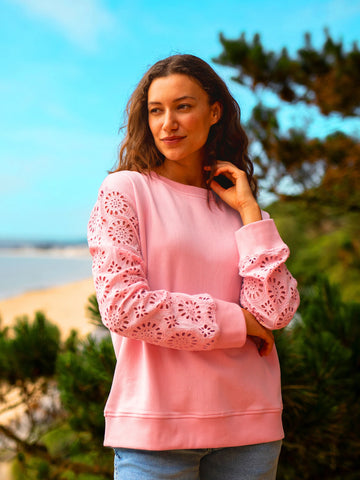 Broderie Crew Neck Sweat - Pink