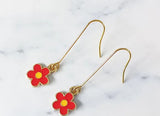 Blooms 19 - Gold with Red Daisy