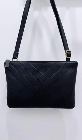 PIERRE CARDIN HERRINGBONE LEATHER CROSS BODY BAG - BLACK