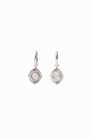 Stilen Chanel Huggie Earrings - Silver