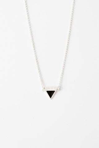 Stilen Emmy Triangle Necklace - Silver